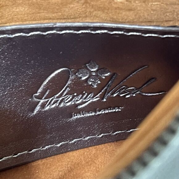 PATRICIA NASH St. Croce Tooled Italian Leather Wallet Wristlet Pewter Gray Strap - Picture 3 of 17